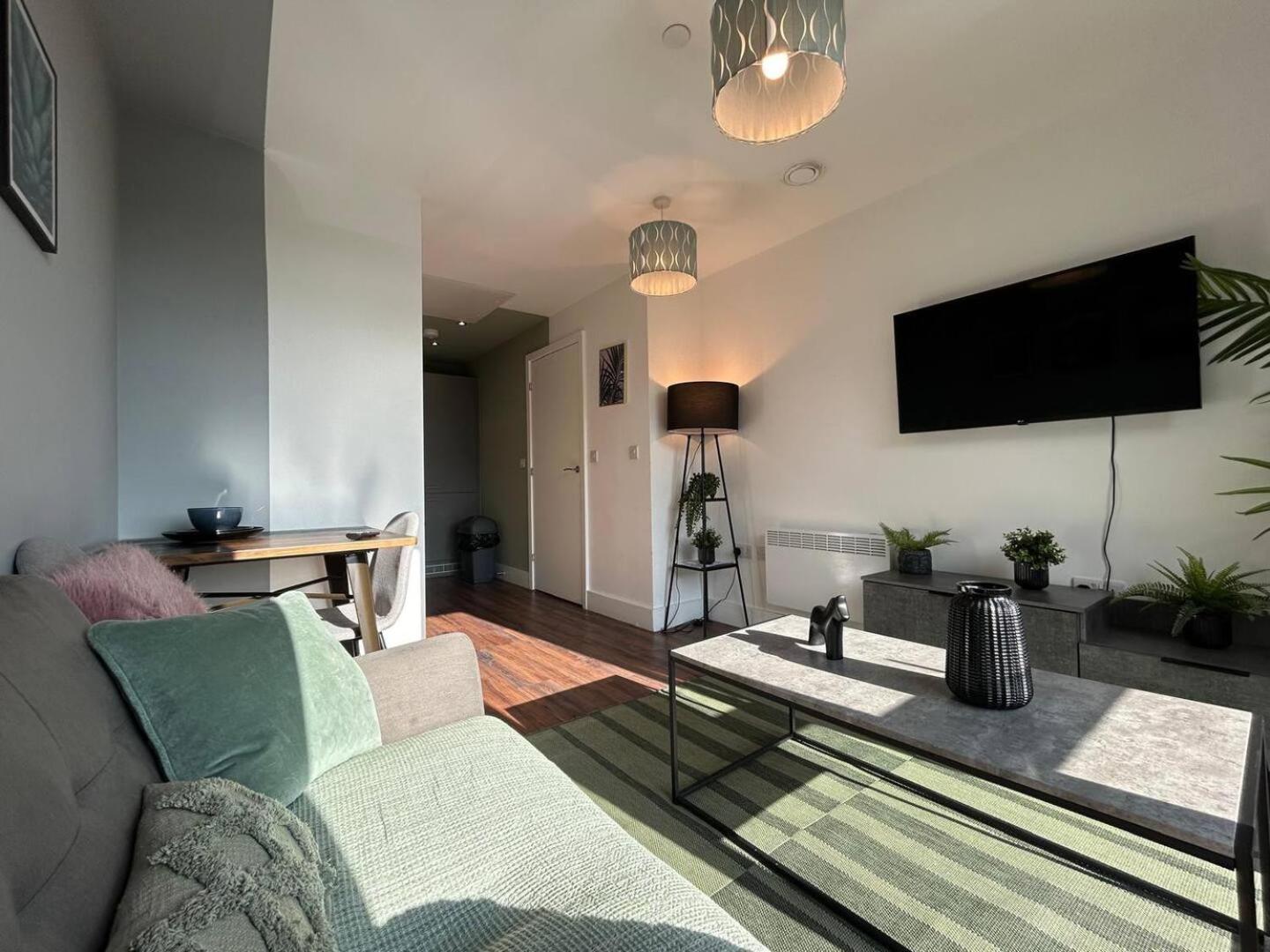 Gem-Living Modern Comfort In Kelham Island Sheffield Exterior photo